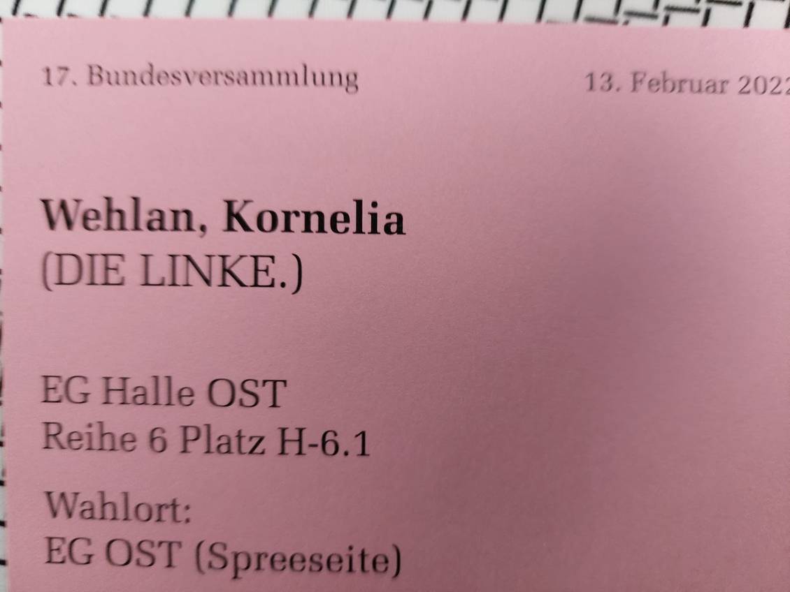 Das Foto zeigt die Platzkarte von Kornelia Wehlan.