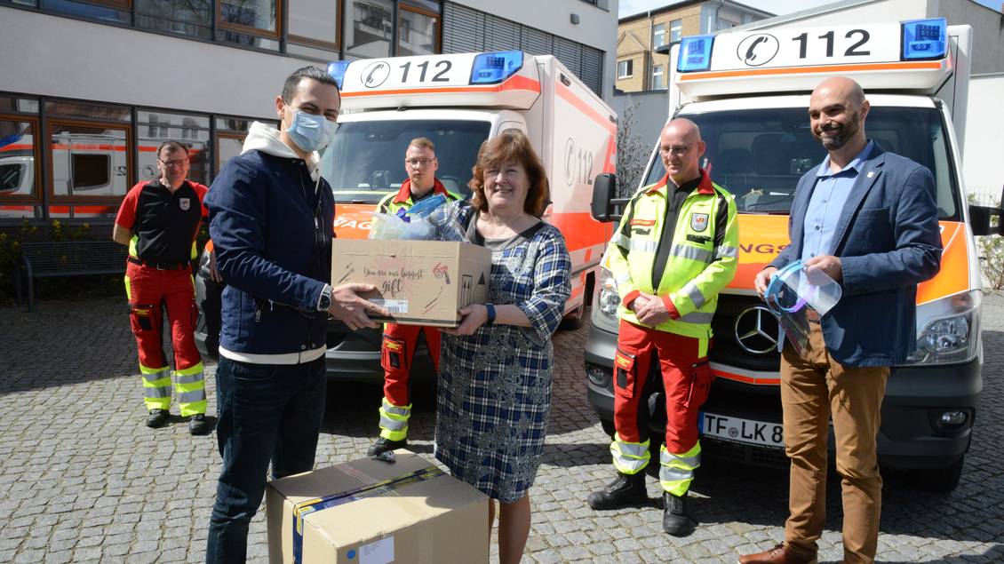 Das Foto zeigt eine Gruppe von Personen.