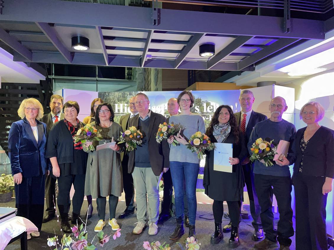 Das Foto zeigt eine Gruppe von Personen.